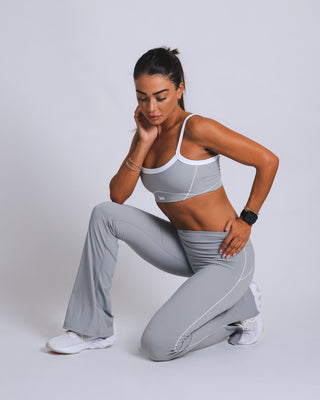 3105 | Flared Leggings